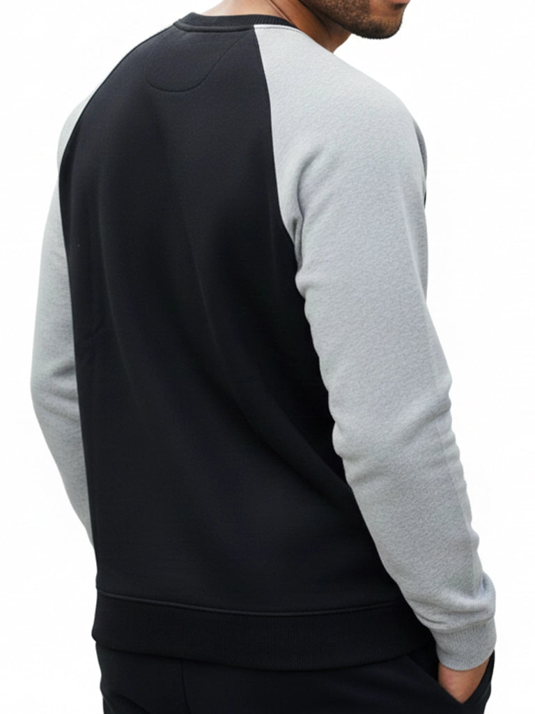 Raglan Sleeves Black Sweatshirt