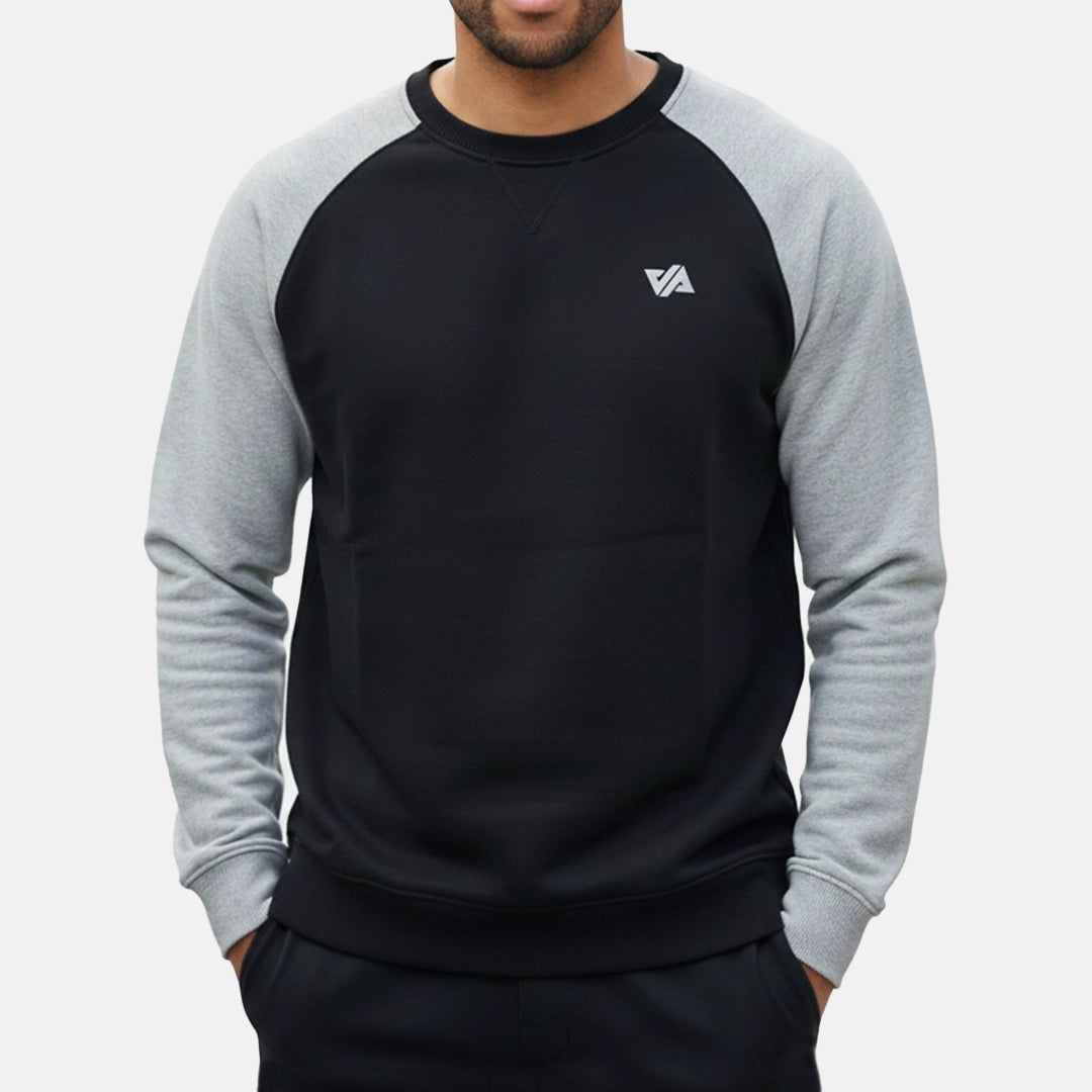 Raglan Sleeves Black Sweatshirt